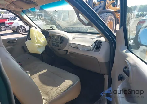 2000 Ford F-150 Work Series/Xl/Xlt from USA, damaged, VIN 1FTZF1720YNB20382